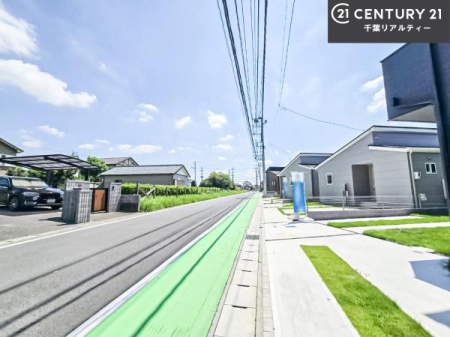 �O�ʓ��H�܂ތ��n�ʐ^ ���ӊ���A���q�l�̂���]�ɍ������������ꏏ�ɂ��ē���v���܂��B�Z��[���A�h�o�C�U�[�ɂ�邲���k������܂��B���Ђ͂��₢���킹�ɑ��Ή����܂��I���҂������܂���I