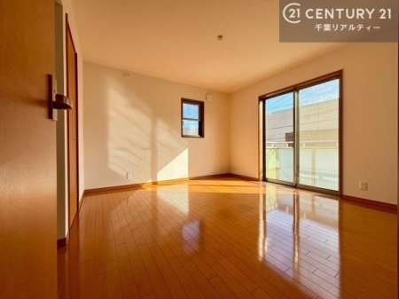 �Q�� �o���R�j�[�֖ʂ����m���Ȃ̂œV�C�̂������̓o���R�j�[�֏o�ă��t���b�V������̂������ł��ˁI�[�������v���C�x�[�g�^�C���������m���I�z������A���ʂ��ǍD�ł��B