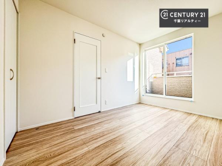 �Q�� �y�������ʐ^�z�D���������������ޗm���́A���̖ڊo�߂��C�������ǂ������ł��ˁB���������Ԃ��������Ɖ߂������Ƃ��ł��܂��B�D�����F�����̃t���[�����O���ǂ�ȉƋ�ɂ��}�b�`���܂��I