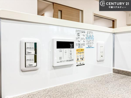 ���̑����� �{�^���̃X�C�b�`�⎩���ł����C�̏������������߁A�킴�킴�����ɍs���Ă�������ꂽ��p���������肷��K�v���Ȃ��֗��ł��ˁI�ǂ������@�\�t���ł��I