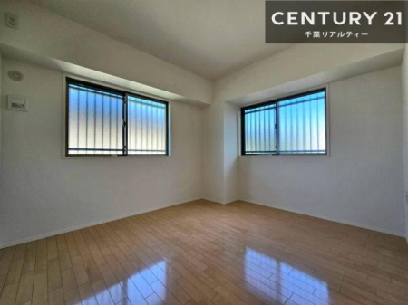 �q������ �|���o�������Ȃ��������́A���q�l�̂������Ƃ��Ă����S�ł��I
���[�X�y�[�X���[�����Ă���̂ŎU�炩�������������T�b�ƕЕt�����܂��I