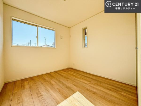 �q������ �|���o�������Ȃ��������́A���q�l�̂������Ƃ��Ă����S�ł��I
���[�X�y�[�X���[�����Ă���̂ŎU�炩�������������T�b�ƕЕt�����܂��I