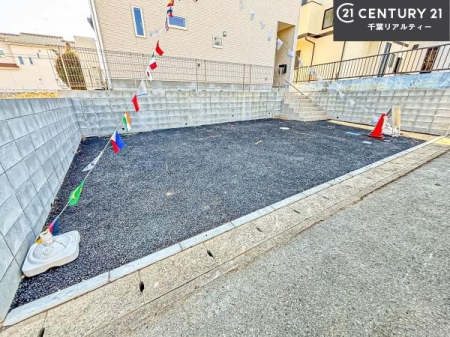 ���ԏ� ���ԃX�y�[�X��3�䕪����܂��I�Z�J���h�J�[�͂������A�o�C�N�⎩�]�ԂȂǂ��u���ꏊ�ɍ���܂���B