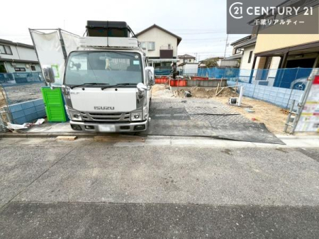 ���ԏ� ���ԃX�y�[�X��3�䕪����܂��I�i�I�v�V�����j�Z�J���h�J�[�͂������A�o�C�N�⎩�]�ԂȂǂ��u���ꏊ�ɍ���܂���B