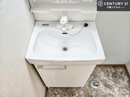 ���ʑ�E���ʏ� �[�����ʑ�{�E���́A�������˂ɂ����̂ł�����ꂪ�y�X�I���������ۂĂ܂��I
�L���C�Ȑ��ʏ��Ŏ��������̃��`�x�[�V�������オ��܂��ˁI