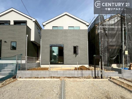 ���̑����n ���݌��z���B������͖��邭�J���I�ȃ��r���O��ŐV�ݔ��̃L�b�`���Ȃǉ��K�ȋ�Ԃ��L����܂��B�����������炱���g�V������炵�h�ւ̊��҂����܂�Z�܂��B�����������Ȃ����z���̗l�q���K���ł��B