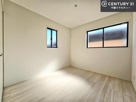 �q������ �|���o�������Ȃ��������́A���q�l�̂������Ƃ��Ă����S�ł��I
���[�X�y�[�X���[�����Ă���̂ŎU�炩�������������T�b�ƕЕt�����܂��I