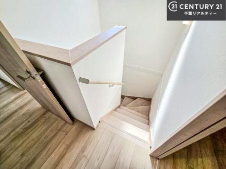 ���̑����� �K�i�͖��邭�萠������Ă��܂��B���q�l�₲�N�z�̕������S���Ă����p�����܂��ˁB
