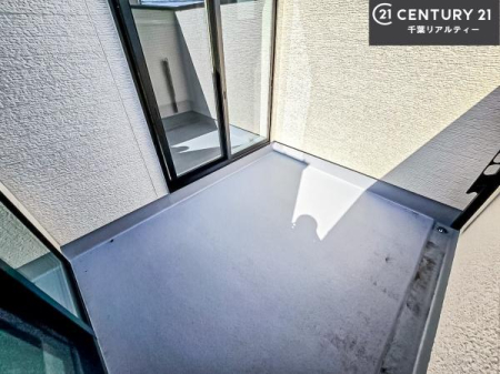 �o���R�j�[ �L�X�Ƃ��Ă���o���R�j�[�ł��I
�����󕨂������̂͂������A���ɓ�����Ȃ��炭�났�^�C��������܂��I