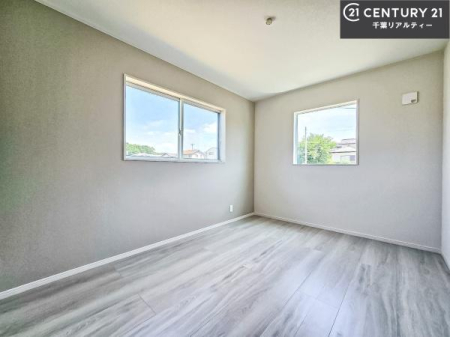 �m�� 2�ʍ̌����m�ۂ������邢�����́A���ʂ����ǂ��A���邭��ϋ��S�n�̗ǂ���ԂƂȂ��Ă���܂��B�����b�N�X���ĉ߂�����S�n�̗ǂ��������ł��I���̖ڊo�߂��X�b�L�����܂��ˁI