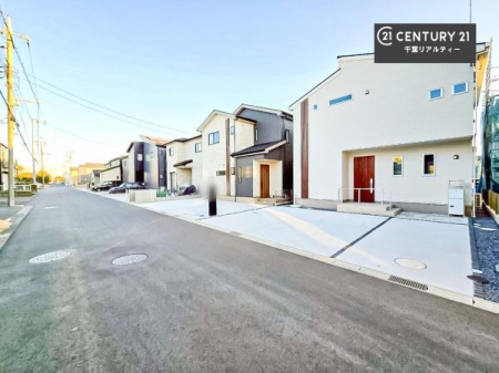 �O�ʓ��H�܂ތ��n�ʐ^ ���ӊ���A���q�l�̂���]�ɍ������������ꏏ�ɂ��ē���v���܂��B�Z��[���A�h�o�C�U�[�ɂ�邲���k������܂��B���Ђ͂��₢���킹�ɑ��Ή����܂��I���҂������܂���I