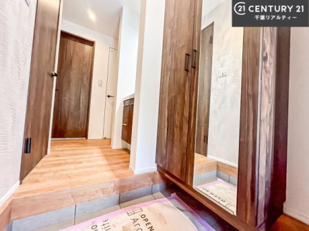 ���� ���ċA���Ă��Ă��A�������܁I�����������Ȃ�A�D�����}������Ă�����ԂɂȂ��Ă��܂��B
���邭��������錺�ւł��I