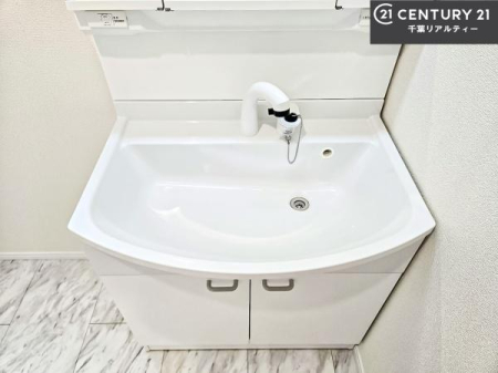 ���ʑ�E���ʏ� �[�����ʑ�{�E���́A�������˂ɂ����̂ł�����ꂪ�y�X�I���������ۂĂ܂��I
�L���C�Ȑ��ʏ��Ŏ��������̃��`�x�[�V�������オ��܂��ˁI