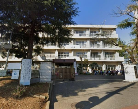 ���ӊ� �y���w�Z�z��t�s����ގ����w�Z�F500m