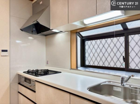 �L�b�`�� ���[�X�y�[�X���L�x�ŁA�����X�y�[�X���X�b�L���ƕЕt���Ђ�`�����p�ł��܂��I
���K�ɍ�Ƃ��ł��܂��I�����̗���������܂��I