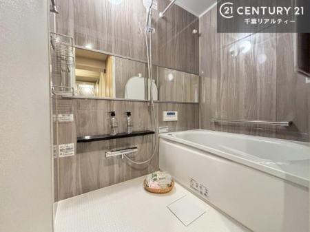 ���� 1���̔�����������Ɩ����Ă���闁���ł��B
�������̑f�G�ȃ����N�[�[�V�����ꏊ�ł��ˁB