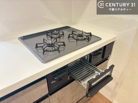 �L�b�`�� �R�����͎O������̂ł������̓����i�s���ł��܂��B
�������O�����t���ł��B�����X�y�[�X���L�X���Ă���׍�Ƃ����₷���I�g�����肪�ǂ��V�X�e���L�b�`���ł��I