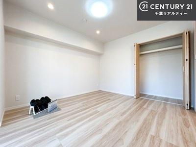 �q������ �V���v���Ƀf�U�C������Ă��邽�߁A�Ƌ��I�т܂���I
���C�ɓ���̉Ƌ��u���Ă��낰���Ԃ���邱�Ƃ��ł��܂��B
