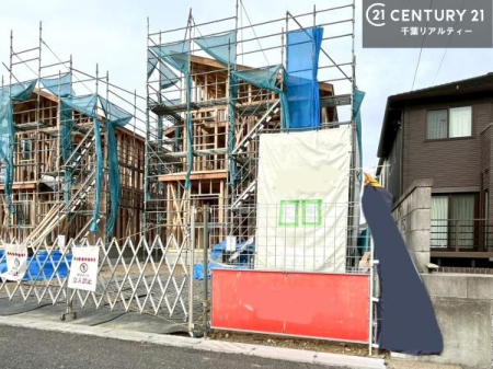 ���̑����n ���݌��z���B������͖��邭�J���I�ȃ��r���O��ŐV�ݔ��̃L�b�`���Ȃǉ��K�ȋ�Ԃ��L����܂��B�����������炱���g�V������炵�h�ւ̊��҂����܂�Z�܂��B�����������Ȃ����z���̗l�q���K���ł��B