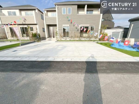 ���ԏ� ���ԃX�y�[�X��3�䕪����܂��I�Z�J���h�J�[�͂������A�o�C�N�⎩�]�ԂȂǂ��u���ꏊ�ɍ���܂���B