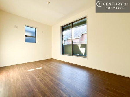 �Q�� �o���R�j�[�ɖʂ��Ă���m���ł��B���邭�����肪����A���C����������ł��܂��I���N���āA�O�ɏo�Ĕw�L�т����[�ċz�����ǂ������}������邱�Ƃ��ł��܂��B