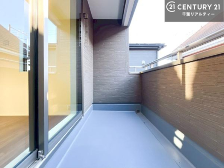 �o���R�j�[ �z������ǍD�ȃo���R�j�[�ł��I���ꂽ���ɂ͐�������n����J���I�Ȏ��Ԃ��y���߂܂��B