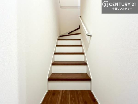 ���̑����� �K�i�͖��邭�萠������Ă��܂��B���q�l�₲�N�z�̕������S���Ă����p�����܂��ˁB