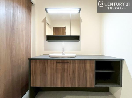 ���ʑ�E���ʏ� �g�Ȃ�𐮂�����ʏ��́A���������厖�ł��I������̐������̂��镵�͋C�����o�I�C�����悭���g�����������܂��B