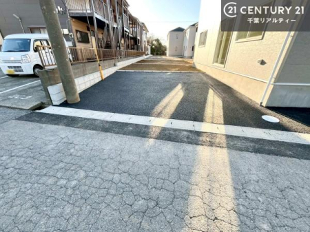 �O�ʓ��H�܂ތ��n�ʐ^ ���ӊ���A���q�l�̂���]�ɍ������������ꏏ�ɂ��ē���v���܂��B�Z��[���A�h�o�C�U�[�ɂ�邲���k������܂��B���Ђ͂��₢���킹�ɑ��Ή����܂��I���҂������܂���I