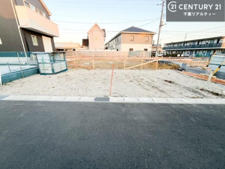 ���ԏ� ���ԃX�y�[�X��3�䕪����܂��I�Z�J���h�J�[�͂������A�o�C�N�⎩�]�ԂȂǂ��u���ꏊ�ɍ���܂���B