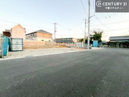 �O�ʓ��H�܂ތ��n�ʐ^ ���ӊ���A���q�l�̂���]�ɍ������������ꏏ�ɂ��ē���v���܂��B�Z��[���A�h�o�C�U�[�ɂ�邲���k������܂��B���Ђ͂��₢���킹�ɑ��Ή����܂��I���҂������܂���I