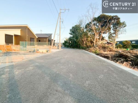 �O�ʓ��H�܂ތ��n�ʐ^ ���낢��Ȃ���]���������܂�����A���q�l�̂��v�]���ǂ��ǂ������������������B
���Ђ̐��X�^�b�t���������������܂��I