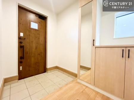 ���� ���ċA���Ă��Ă��A�������܁I�����������Ȃ�A�D�����}������Ă�����ԂɂȂ��Ă��܂��B
���邭��������錺�ւł��I