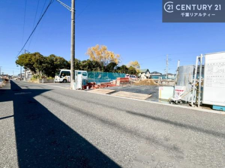 �O�ʓ��H�܂ތ��n�ʐ^ ���ӊ���A���q�l�̂���]�ɍ������������ꏏ�ɂ��ē���v���܂��B�Z��[���A�h�o�C�U�[�ɂ�邲���k������܂��B���Ђ͂��₢���킹�ɑ��Ή����܂��I���҂������܂���I