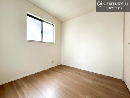 �q������ �|���o�������Ȃ��������́A���q�l�̂������Ƃ��Ă����S�ł��I
���[�X�y�[�X���[�����Ă���̂ŎU�炩�������������T�b�ƕЕt�����܂��I