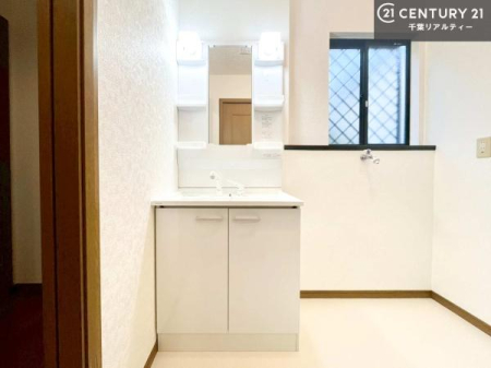 ���ʑ�E���ʏ� �g�Ȃ�𐮂�����ʏ��́A���������厖�ł��I������̐������̂��镵�͋C�����o�I�C�����悭���g�����������܂��B