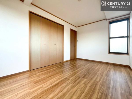 �Q�� �D���������������ޗm���́A���̖ڊo�߂��C�������ǂ������ł��ˁB���������Ԃ��������Ɖ߂������Ƃ��ł��܂��B�D�����F�����̃t���[�����O���ǂ�ȉƋ�ɂ��}�b�`���܂��I