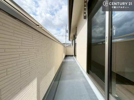 �o���R�j�[ �z������ǍD�ȃo���R�j�[�ł��I���ꂽ���ɂ͐�������n����J���I�Ȏ��Ԃ��y���߂܂��B