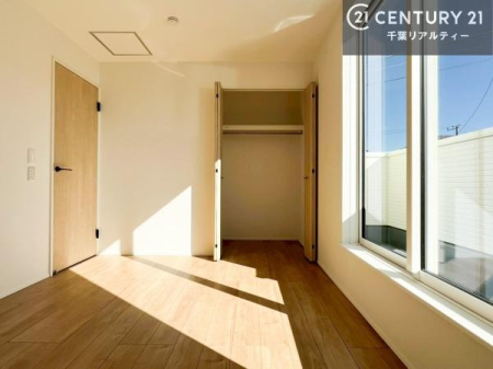 �m�� ���邢�����́A���ʂ����ǂ��A���邭��ϋ��S�n�̗ǂ���ԂƂȂ��Ă���܂��B�����b�N�X���ĉ߂�����S�n�̗ǂ��������ł��I���̖ڊo�߂��X�b�L�����܂��ˁI