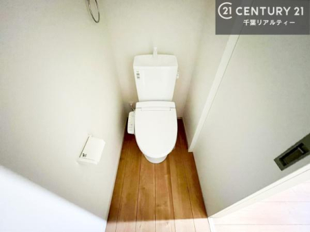 �g�C�� �������֍��ɂ��A�~��͕֍����g�����ł���̂ŗ₽���֍��ɍ��炸�ɍςފ������d�l�ł��I
