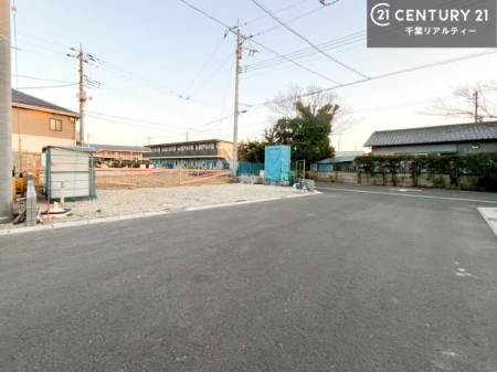 �O�ʓ��H�܂ތ��n�ʐ^ ���邭�J���I�Ȋp�n�ł�������ґ�Ȃ��Z�܂������܂��񂩁B