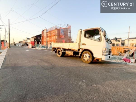 �O�ʓ��H�܂ތ��n�ʐ^ ���ӊ���A���q�l�̂���]�ɍ������������ꏏ�ɂ��ē���v���܂��B�Z��[���A�h�o�C�U�[�ɂ�邲���k������܂��B���Ђ͂��₢���킹�ɑ��Ή����܂��I���҂������܂���I