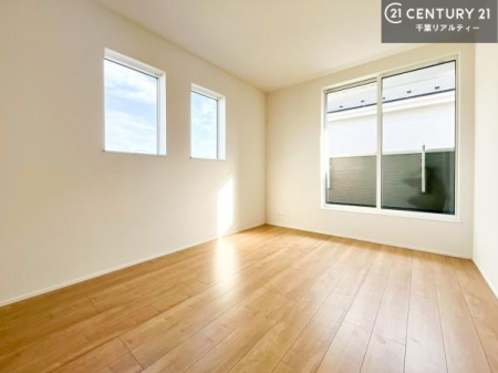 �m�� 2�ʍ̌����m�ۂ������邢�����́A���ʂ����ǂ��A���邭��ϋ��S�n�̗ǂ���ԂƂȂ��Ă���܂��B�����b�N�X���ĉ߂�����S�n�̗ǂ��������ł��I���̖ڊo�߂��X�b�L�����܂��ˁI