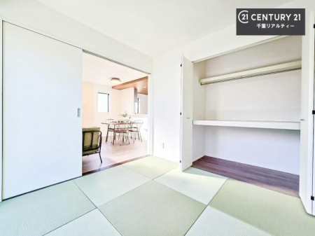 �a�� ���{�l�̐S������u�a�v�̋�ԁB�䑐�̍���Y����Ԃ͖����̂ЂƎ������o���Ă���܂��I�����b�N�X���ʂ�����̂ŉ��K�ɉ߂��������ł��B