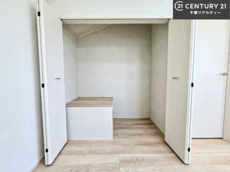 ���[ ���[�X�y�[�X�[�����Ă��܂��I�}�Ȃ��q�l�����q���Ă��U�炩�������������T�b�ƕЕt�����܂��I�������̃X�y�[�X�����܂��Ƃ肠�邨���������o���邱�Ƃ��o���܂��I