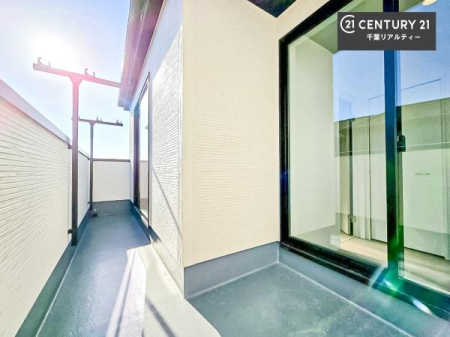 �o���R�j�[ �L�X�Ƃ����o���R�j�[�ň���̎n�܂���X�^�[�g�I��������̂������Ղ�C�����悭�����܂��I
���ꂾ���̍L��������ƃK�[�f�j���O�Ȃǂ��y���߂܂��ˁI