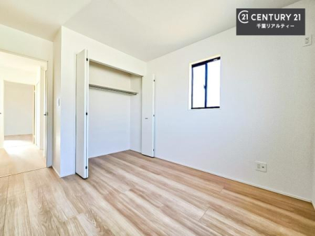 ���r���O�ȊO�̋��� �V���v���Ƀf�U�C������Ă��邽�߁A�Ƌ��I�т܂���I
���C�ɓ���̉Ƌ��u���Ă��낰���Ԃ���邱�Ƃ��ł��܂��B