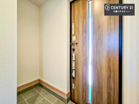 ���� �V���[�Y�N���[�N�t���ł��I�V���[�Y�����łȂ��x�r�[�J�[��܂��ݎ��]�ԁA�A�E�g�h�A�p�i���X�b�L���ƕЕt�����܂��I