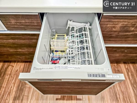 �L�b�`�� �H��@�t���I�Z��������~��͎�r��h�~�Ƃ��đ劈�􂵂܂��I�r���g�C���d�l�Ȃ̂ŁA�ꏊ����炸�����X�y�[�X���L���g���Ď�ۂ悭��Ƃ��o���܂��I