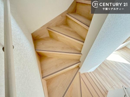 ���̑����� �K�i�͖��邭�萠������Ă��܂��B���q�l�₲�N�z�̕������S���Ă����p�����܂��I�����̐����ɂ₳�������v���X�����Z�܂��ł��B